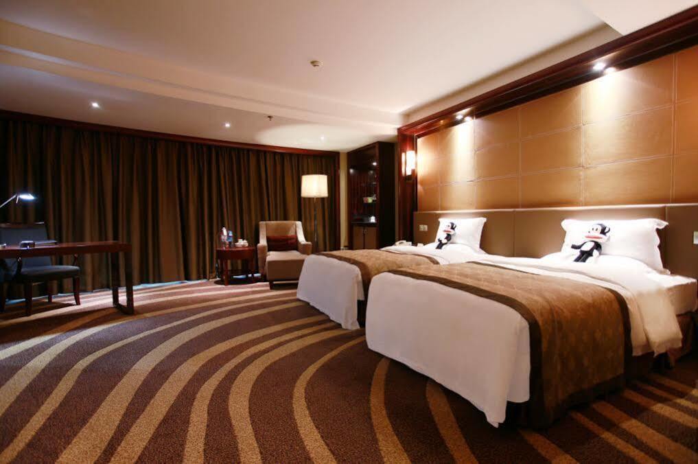 Empark Grand Hotel Chongqing Extérieur photo