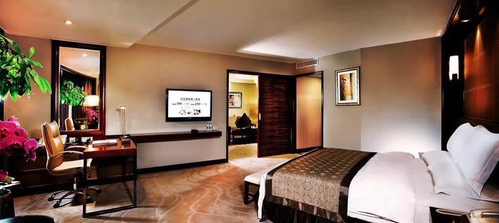Empark Grand Hotel Chongqing Extérieur photo